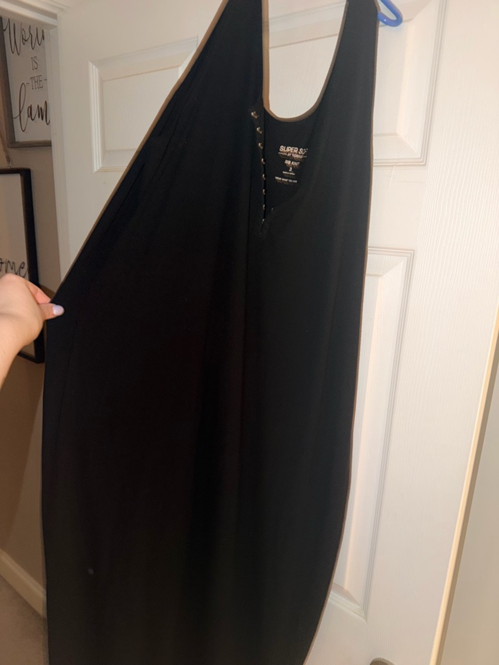 Black Sleeveless Maxi Dress